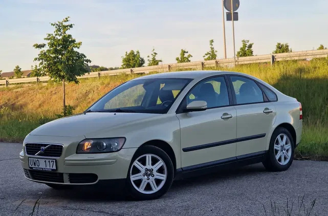 volvo mazowieckie Volvo S40 cena 12900 przebieg: 271076, rok produkcji 2004 z Gostyń